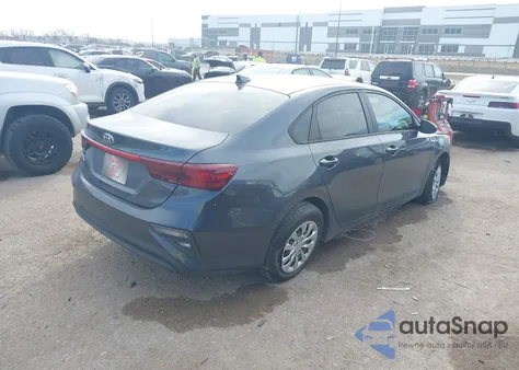 2021 Kia Forte Fe z USA, uszkodzony, nr VIN 3KPF24AD4ME314180